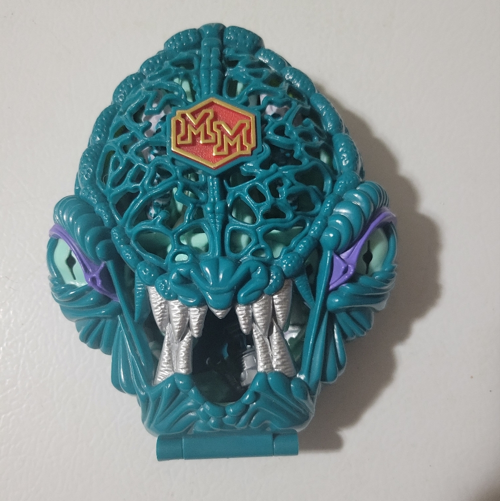 Vintage 1992 Bluebird Might Max Alien Compact. Not complete
